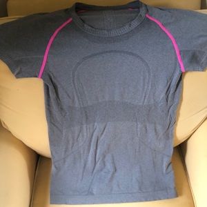Lululemon short sleeve